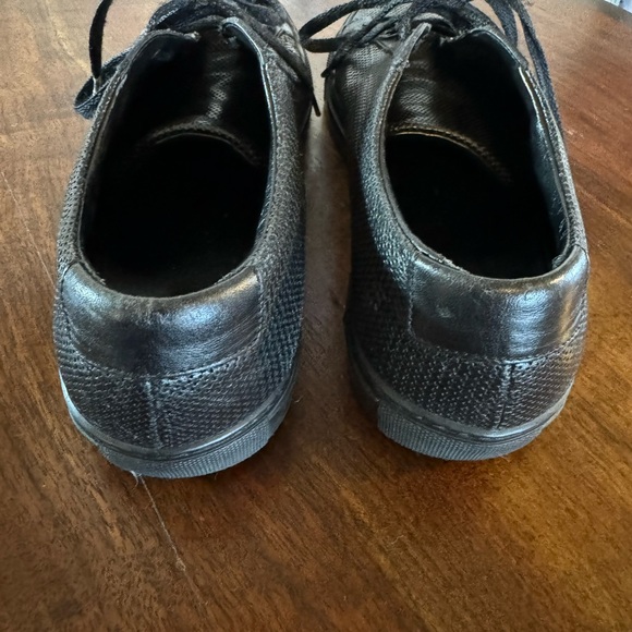 Common Projects Leather Sneakers - Picture 3 of 5